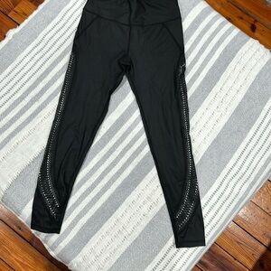 Victoria’s Secret sport leggings with side detail size medium